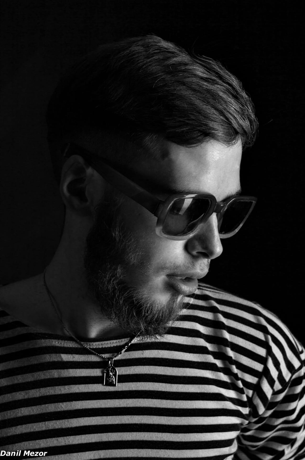 People photograph by Danil Zanozin (Untitled)