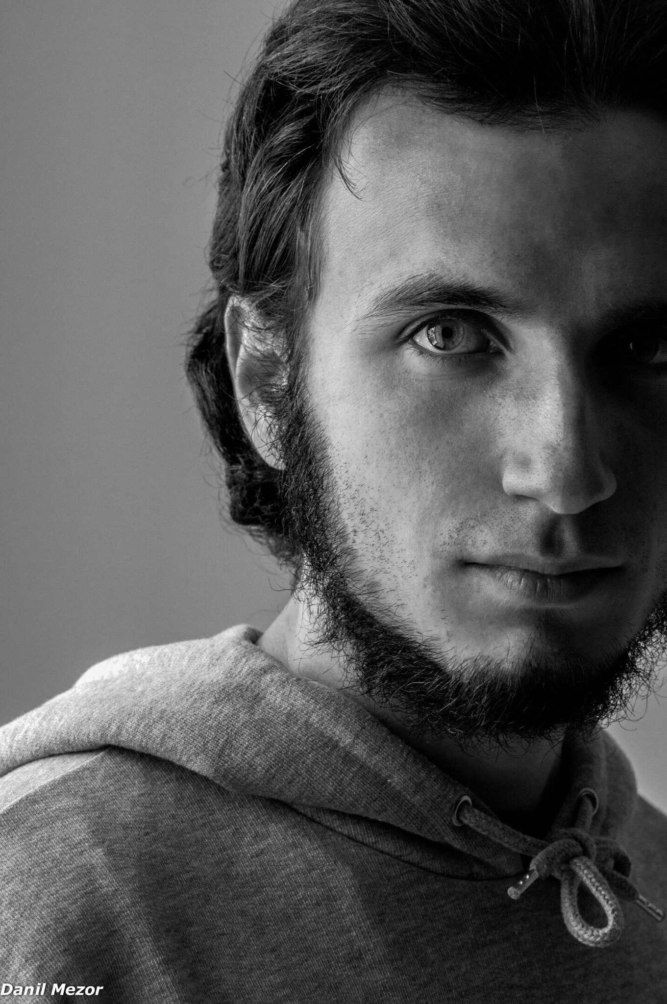 People photograph by Danil Zanozin (Untitled)